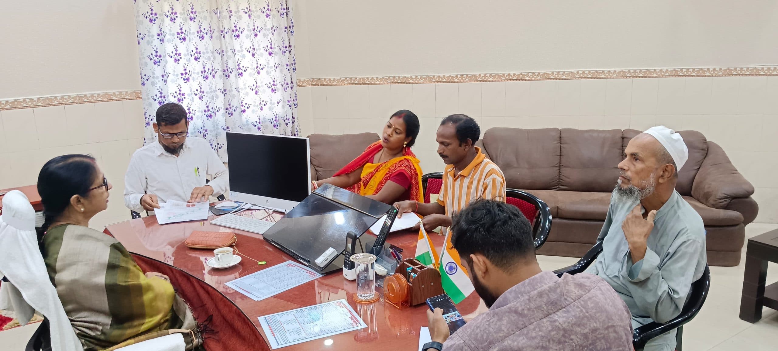 महापौर ने जनता दरबार में सुनी समस्याएं