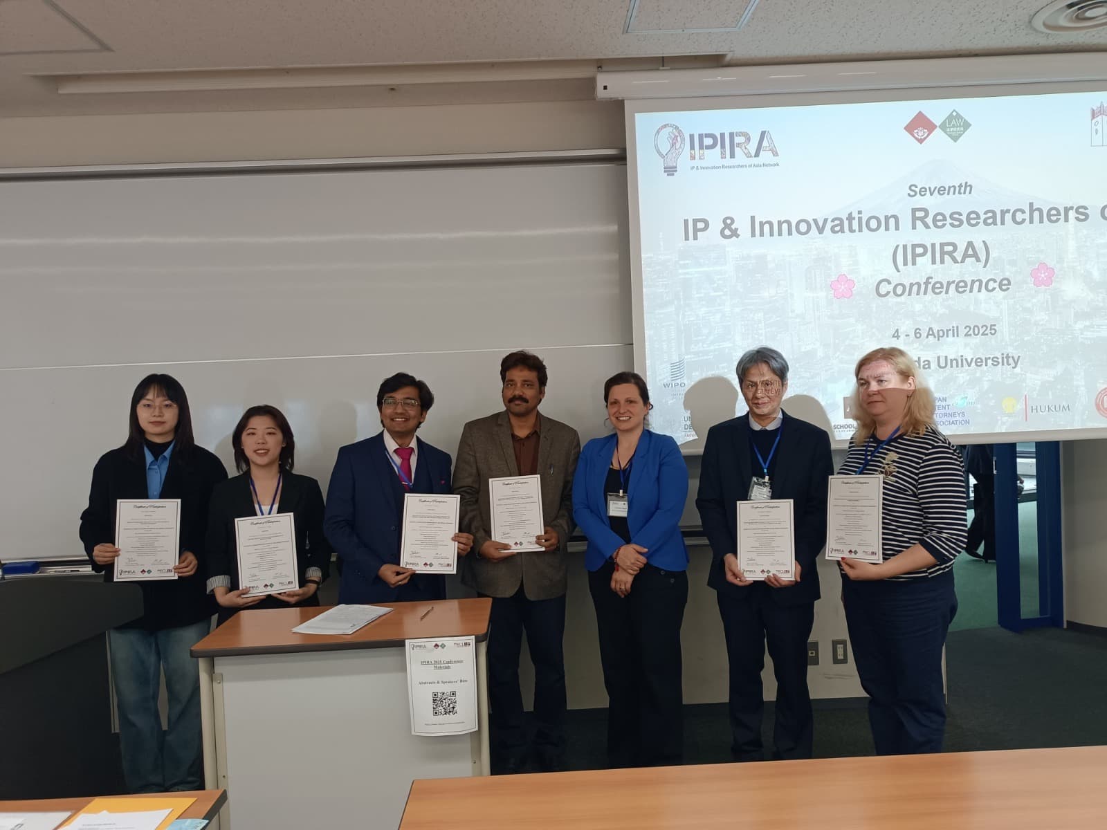 गया : जापान में एआइ पर प्रस्तुत किया शोध पेपर