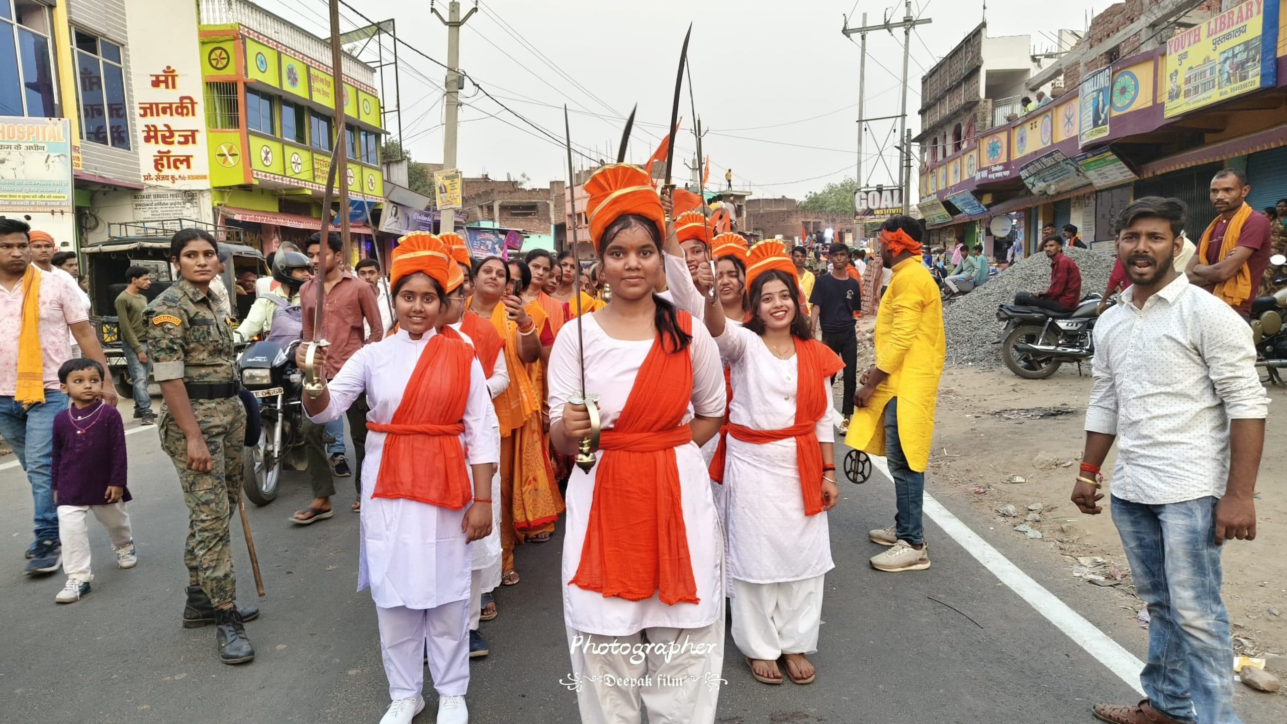 घर-घर भगवा छायेगा, रामराज फिर आयेगा...