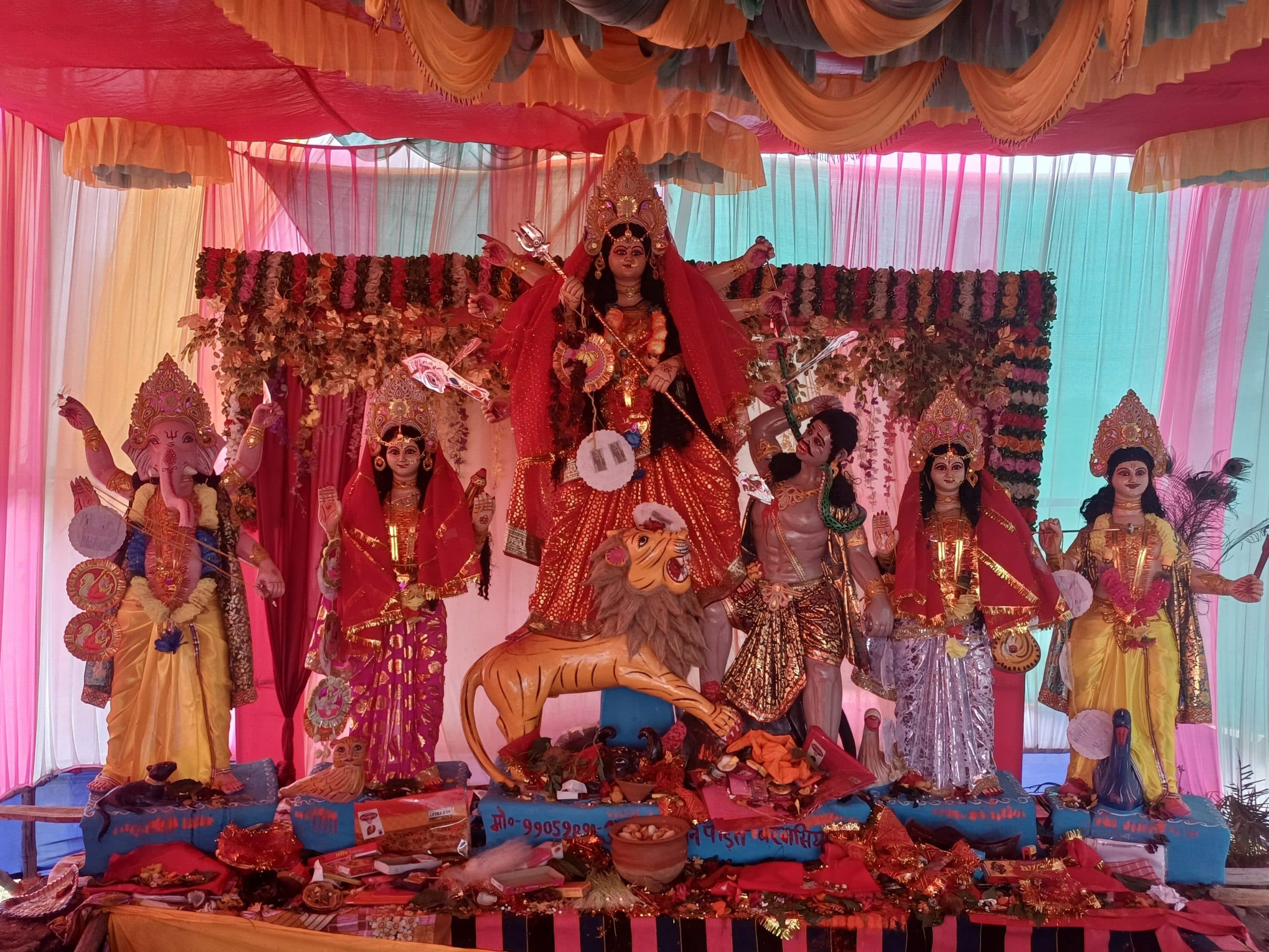 चैती दुर्गा पूजा के अवसर पर लगा मेला