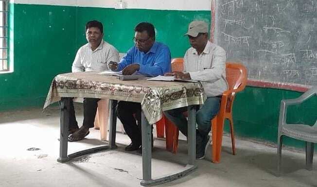 सीवीवी में छात्रों व शिक्षकों की उपस्थिति करें सुनिश्चित : बीइइओ