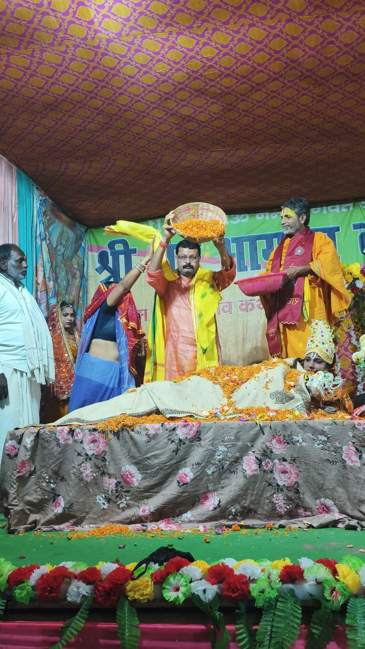 मन में अटूट विश्वास हो तो हर परिस्थिति में भगवान भक्तों की करते हैं रक्षा : उदयानंदजी महाराज