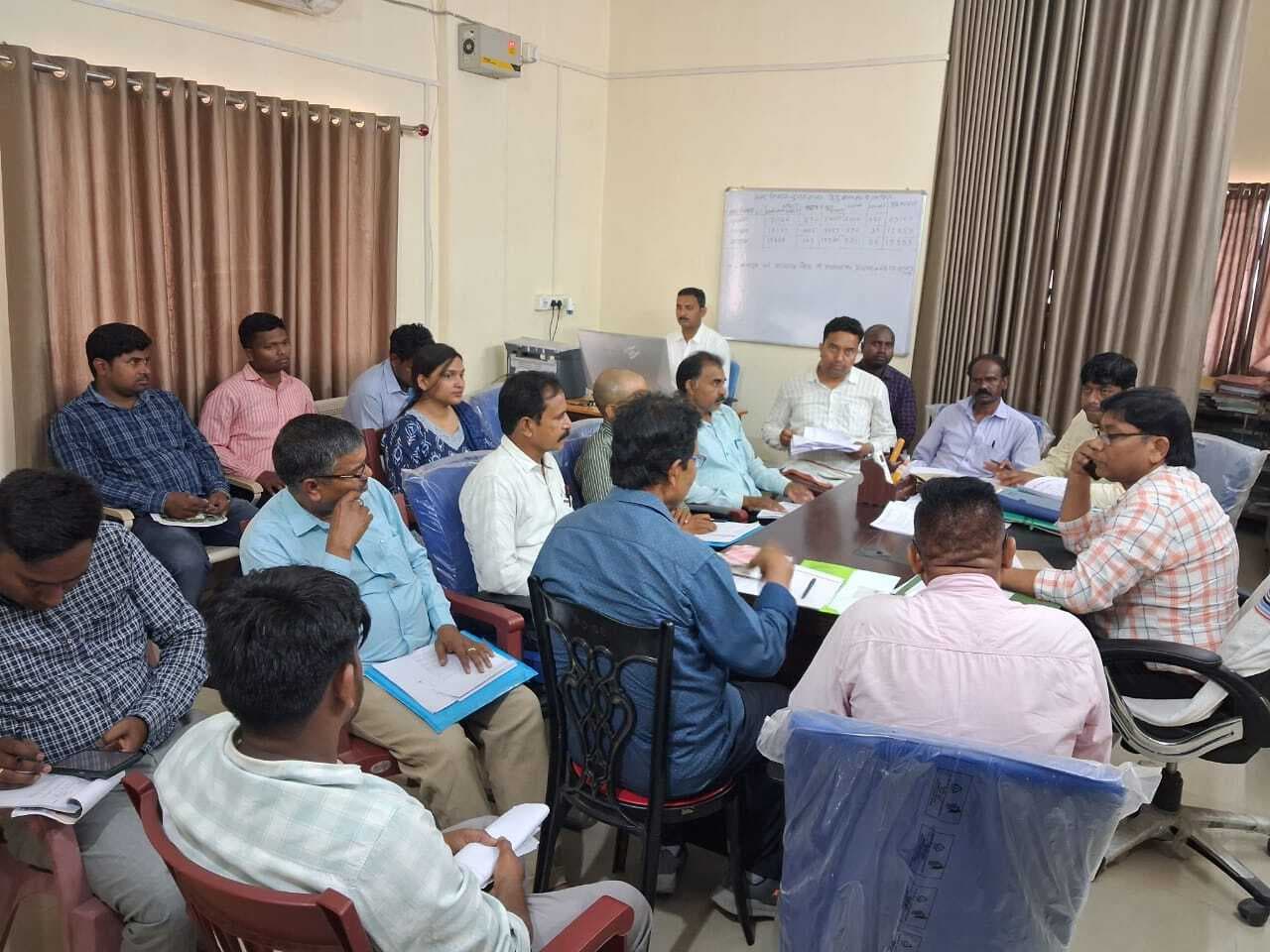 15 अप्रैल तक सभी चापानलों की मरम्मत करें सुनिश्चित: अनिल