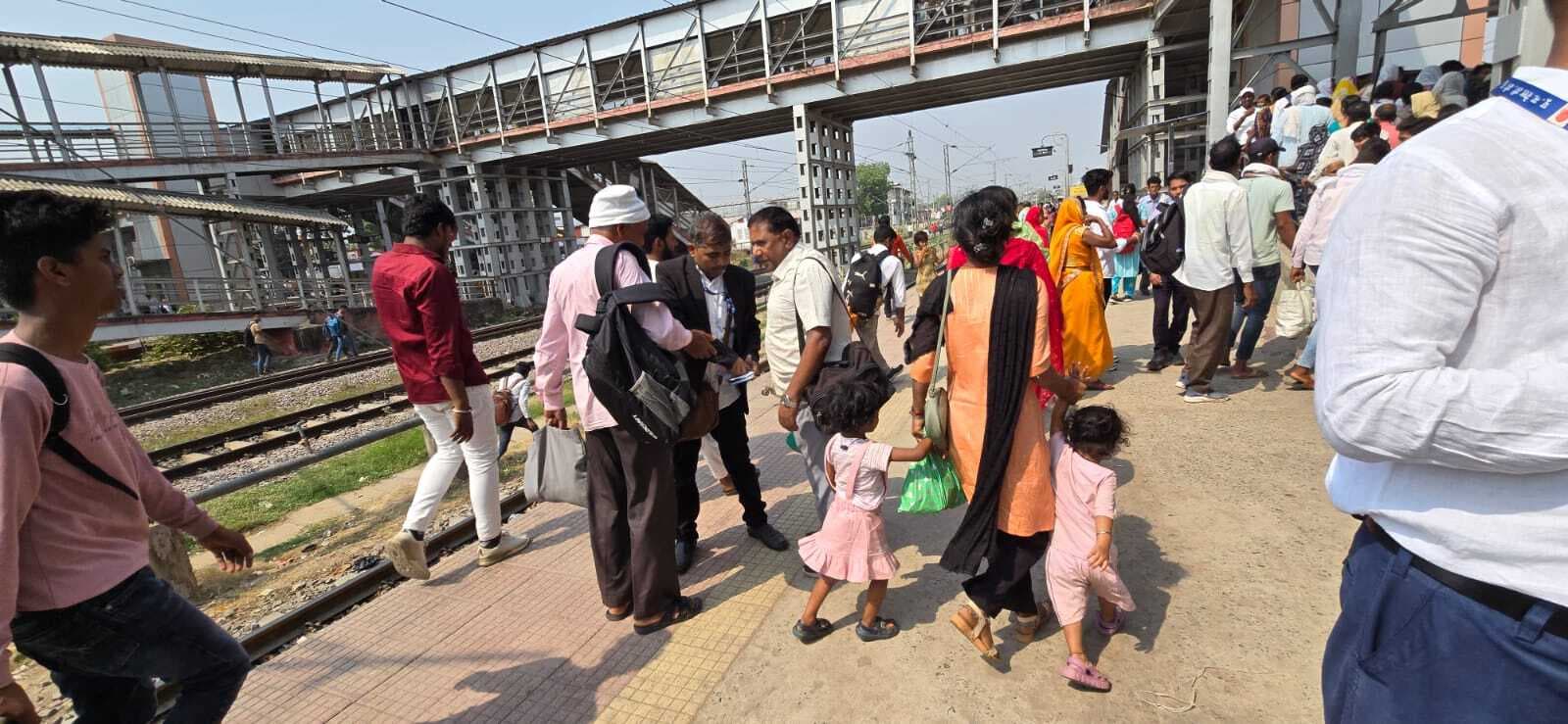 मेगा ड्राइव: 1714 बेटिकट यात्री धराये, 8.73 लाख रुपये वसूले गये