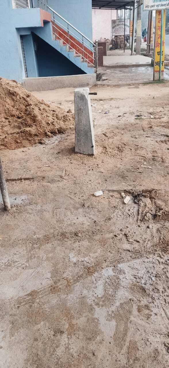 चैत की तेज धूप से तप रही धरती, बूंद-बूंद पानी के लिए तरस रहे लोग