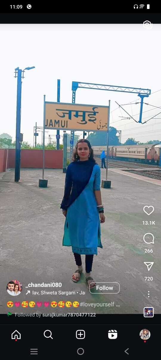 रील्स बनाने की दीवानगी ने रेलवे स्टेशन को भी लिया अपनी चपेट में