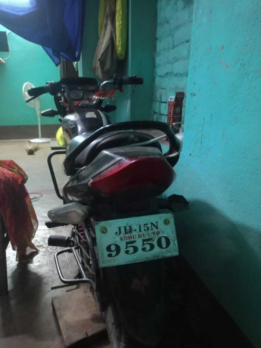 deoghar news : एक डिजिट की चूक से सिकंदर की बाइक बन गयी चोरी की, अब लगा रहा चक्कर