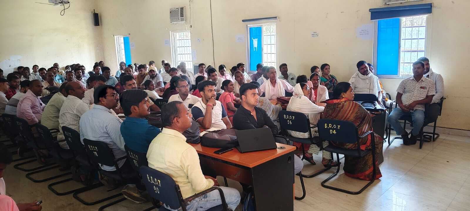 विकास योजनाएं लाभुकों तक पहुंचाने को लेकर तैयारी