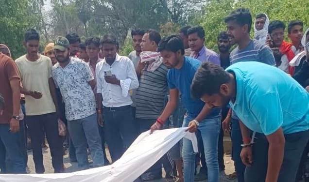 Aurangabad News : ओबरा में अनियंत्रित हाइवा ने अग्निवीर सैनिक को रौंदा, मौत