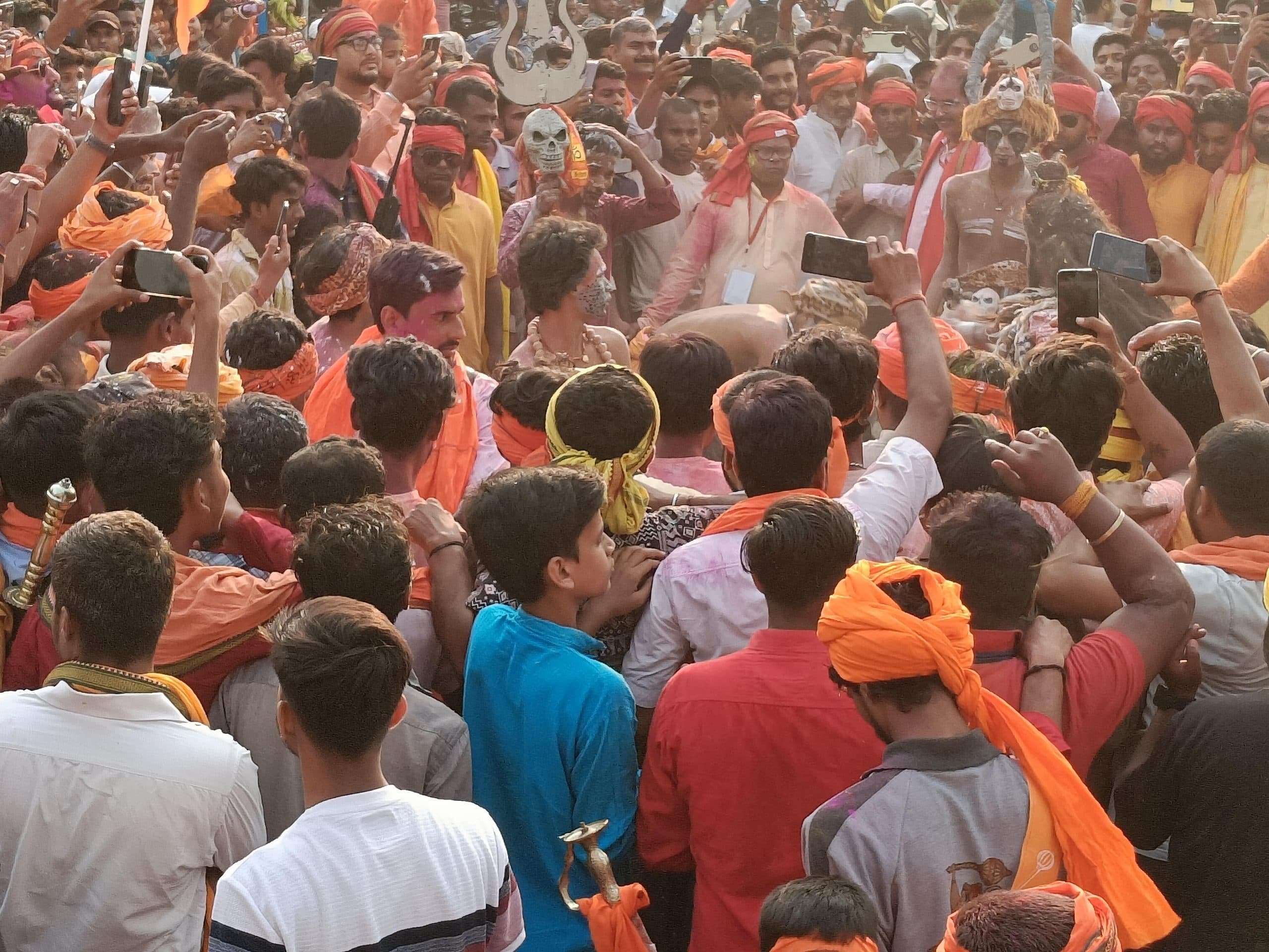 Religious news from Samastipur:रमणीय झांकी के साथ निकाली गयी भव्य शोभा यात्रा