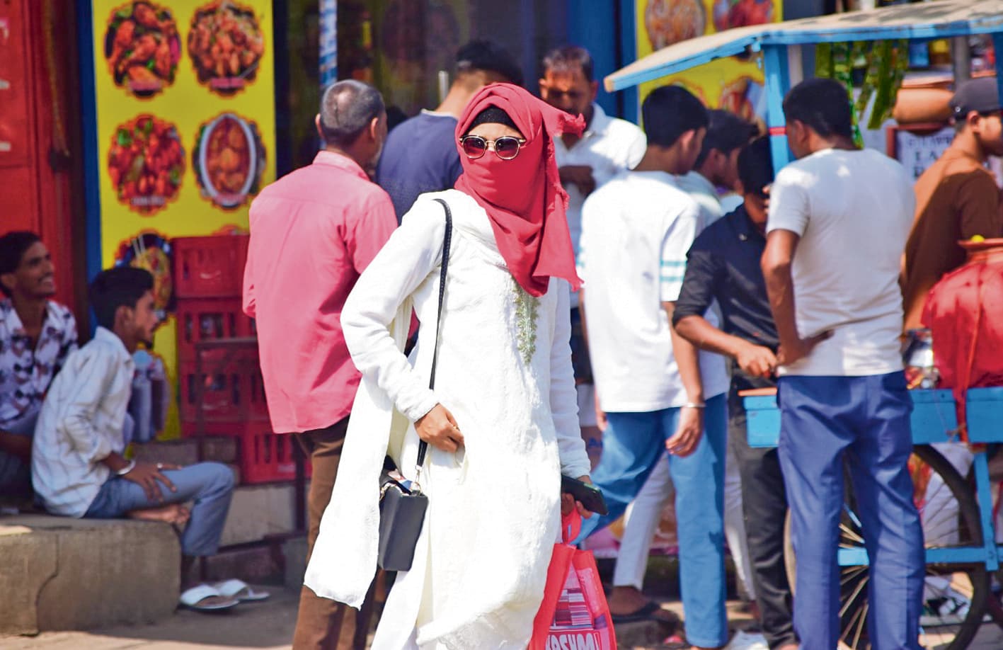 अप्रैल के शुरुआत में ही तपने लगी धरती, पारा 40 के पास