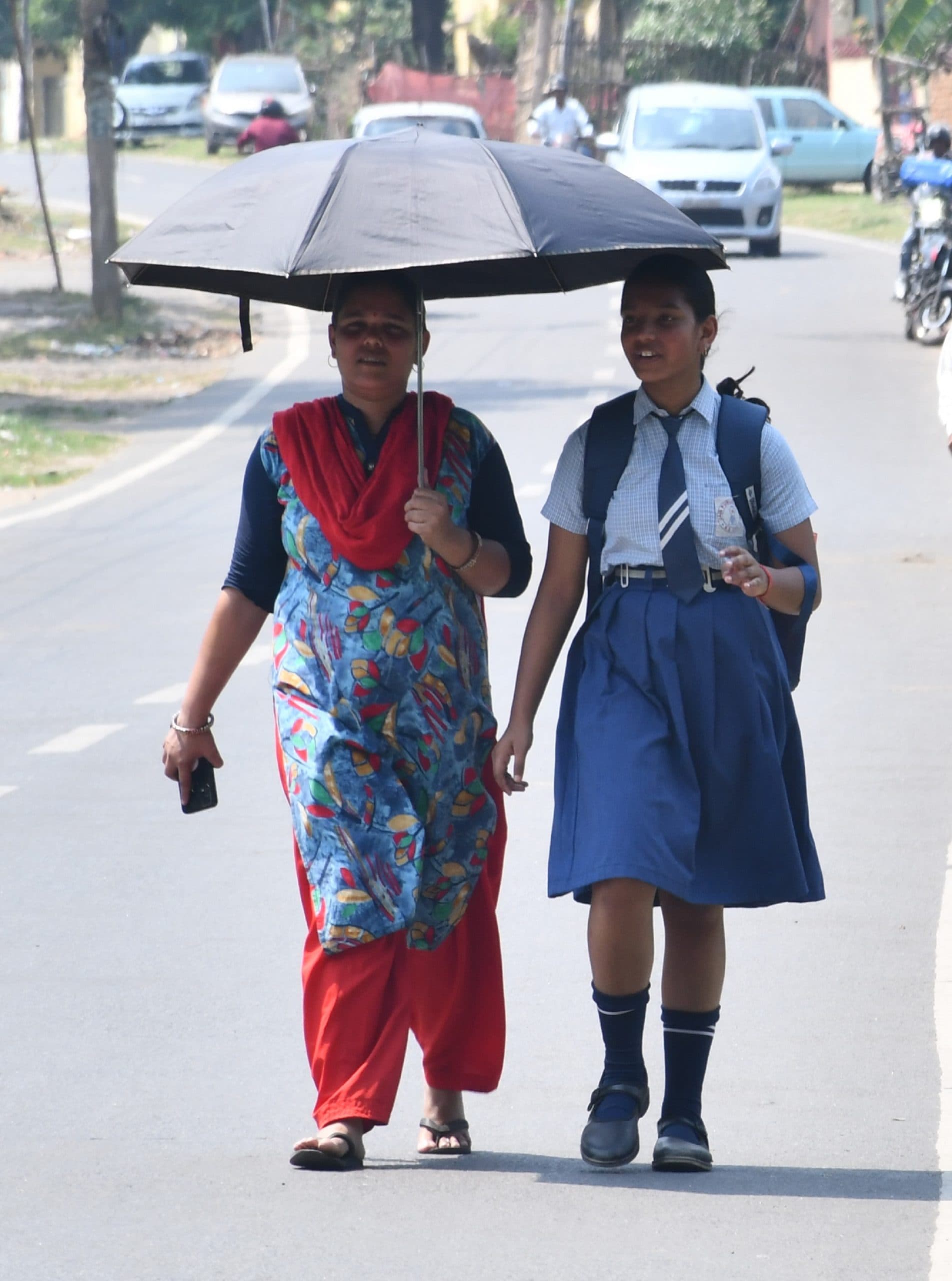 Bokaro News : चैत में जेठ की दुपहरी, पारा 38 पार, झुलस रहा शरीर