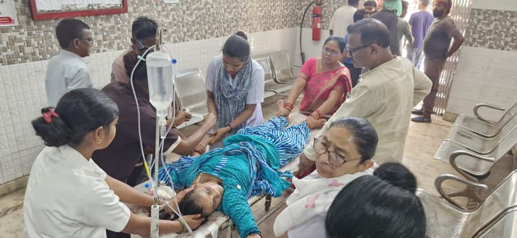 Bokaro News : दो बाइक में टक्कर, सात लोग घायल