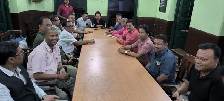 Giridih News: कोर्ट बिल्डिंग के पास नयी बिल्डिंग के लिए है पर्याप्त जमीन : बार