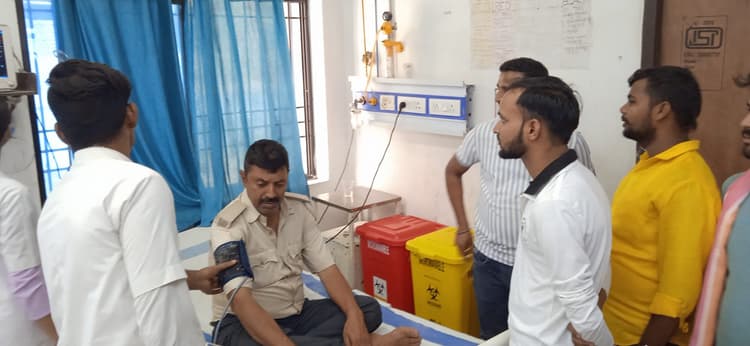 पॉक्सो एक्ट के आरोपितों को पकड़ने गयी पुलिस पर हुई पत्थरबाजी