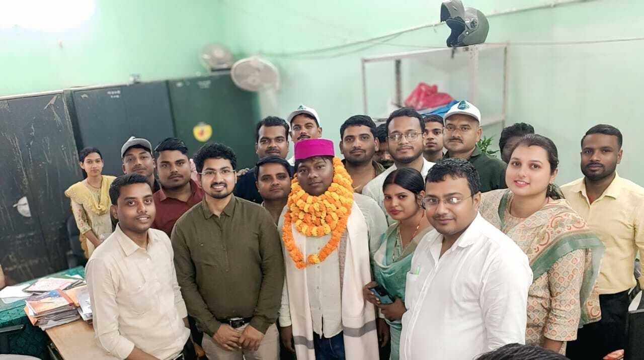 तकनीकी सहायक के स्थानांतरण पर दी गयी विदाई