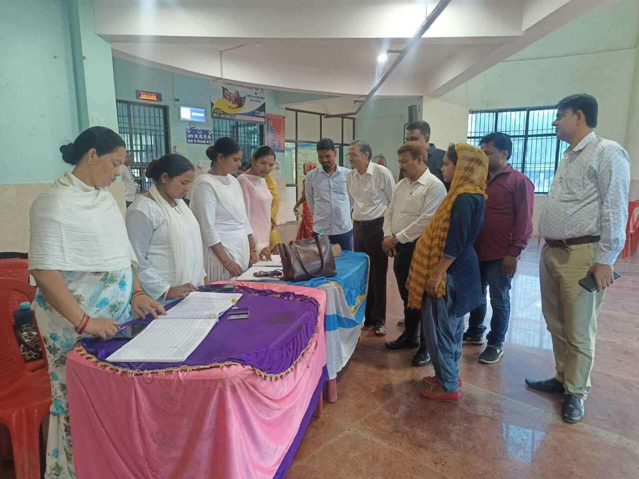 स्वास्थ्य जांच शिविर में 378 गर्भवती महिलाओं की हुई स्वास्थ्य जांच