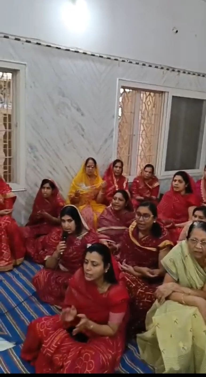 ठाकुरगंज दिगंबर जैन मंदिर में णमोकार मंत्र का हुआ सामूहिक जाप