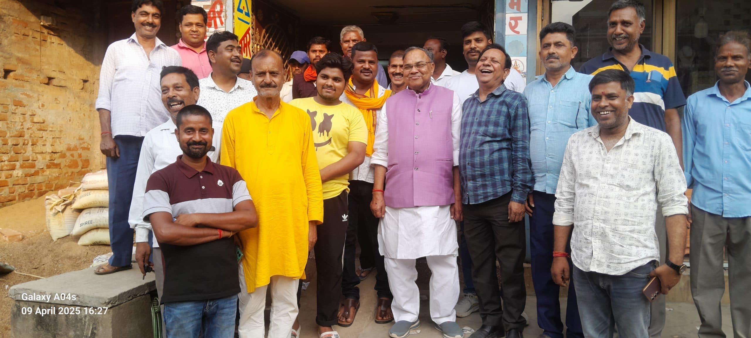 विधायक ने खराब पड़े चापाकलों को दुरुस्त करने का दिया निर्देश