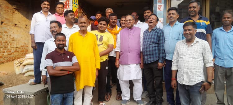 विधायक ने खराब पड़े चापाकलों को दुरुस्त करने का दिया निर्देश