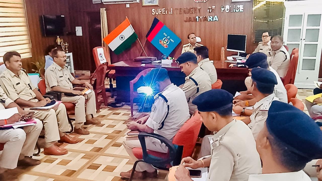 साइबर अपराध के लंबित कांडों का करें निष्पादन : एसपी