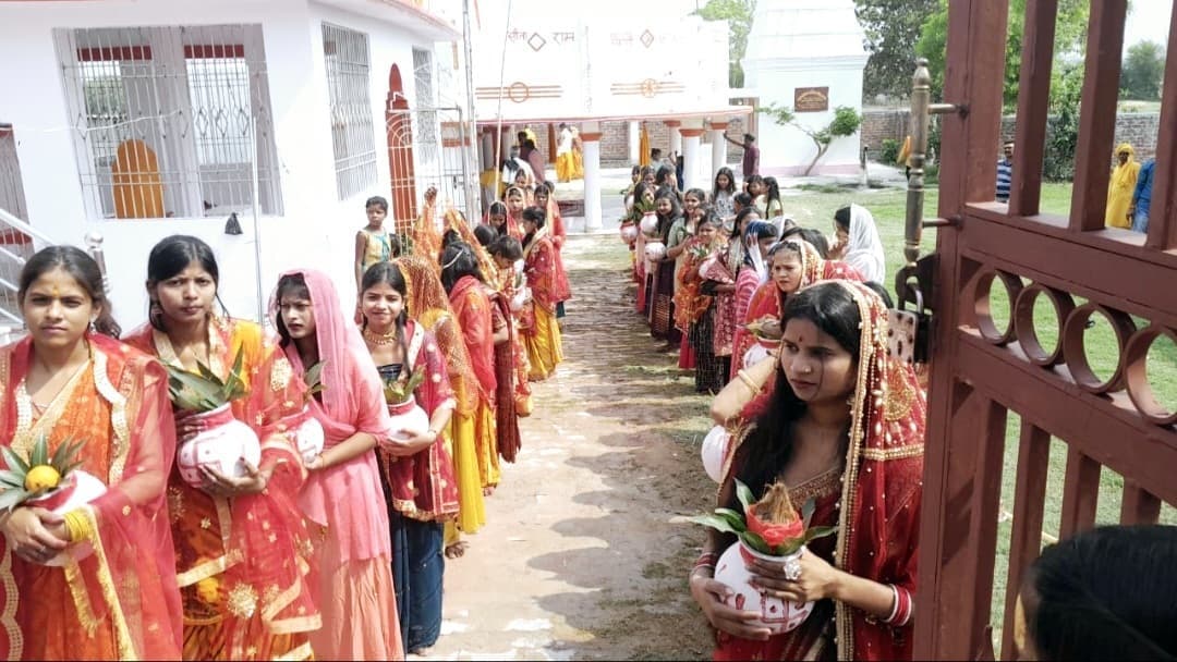 बजरंगबली मंदिर की प्राण- प्रतिष्ठा को ले निकाली गयी कलशयात्रा
