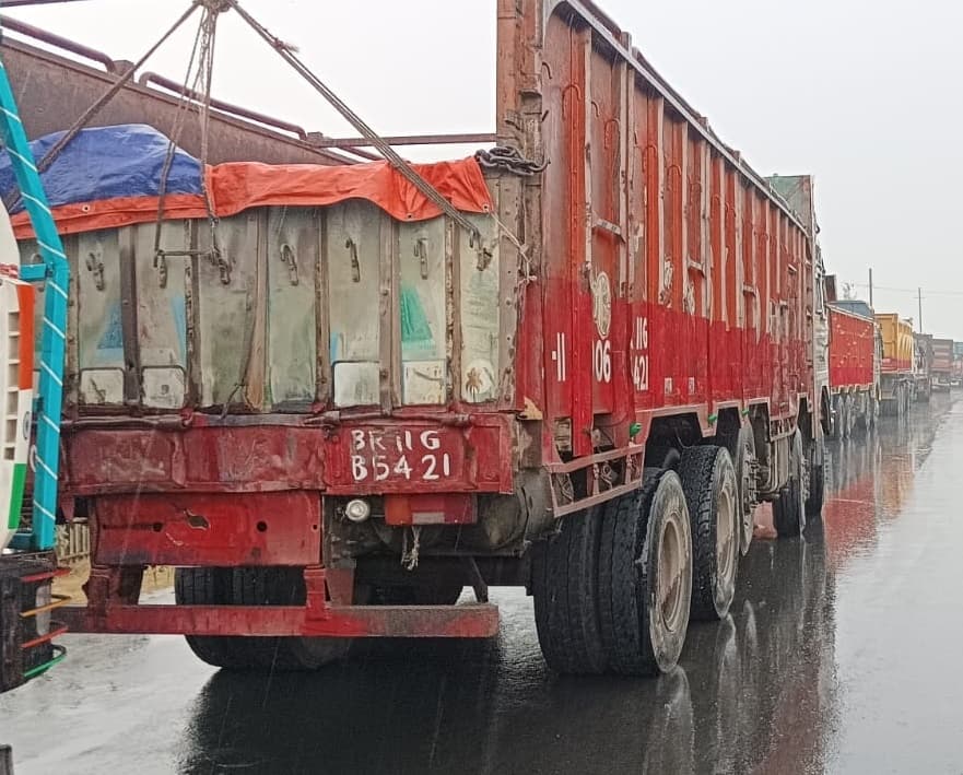 एलपीजी टैंकर चालक की सड़क दुर्घटना में हुई मौत