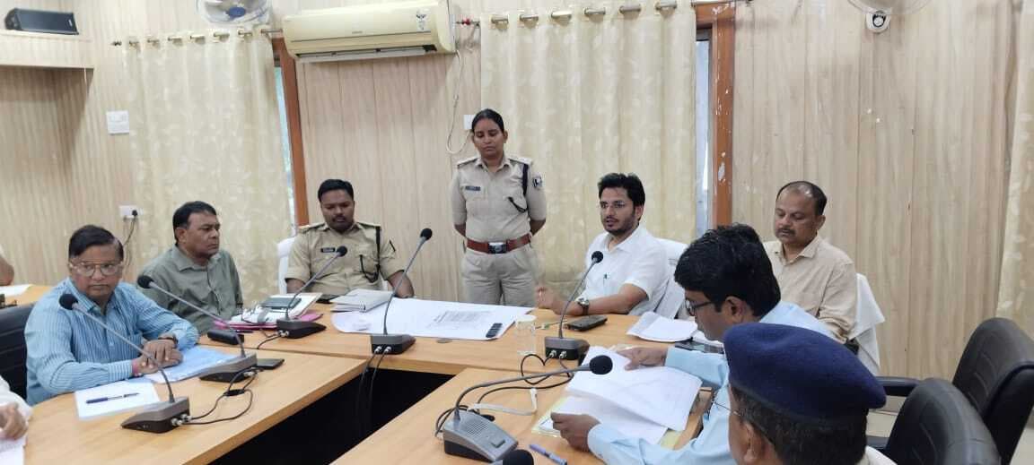 Madhubani News : डीएम ने पीएम के मधुबनी आगमन की तैयारी के लिए की बैठक