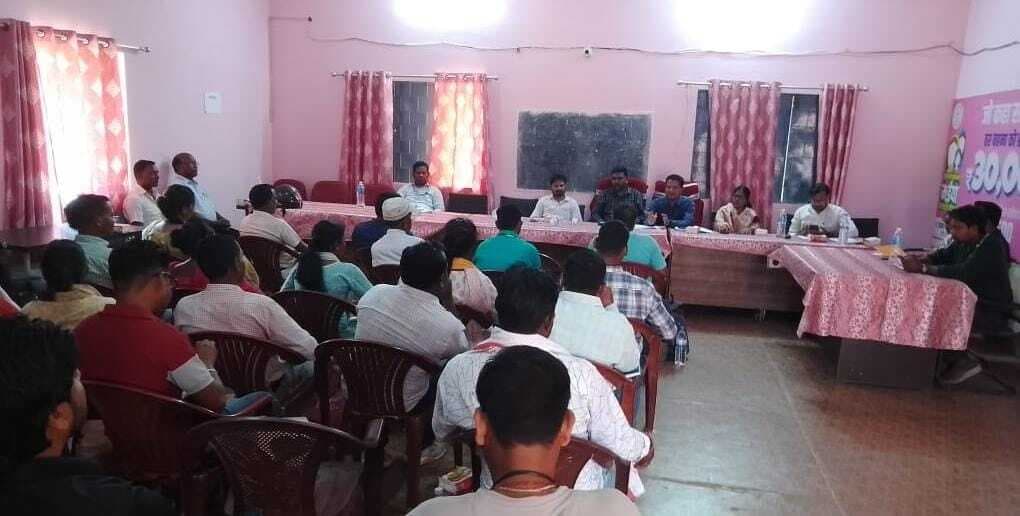 पंचायत में प्रज्ञा केंद्रों का संचालन सुनिश्चित करें : बीडीओ