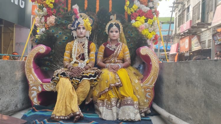खूब बजे ढोल-नगाड़े, रामभक्त बोले जय श्रीरामजय श्रीराम के नारों से गुंजायमान हुआ वारिसलीगंज.