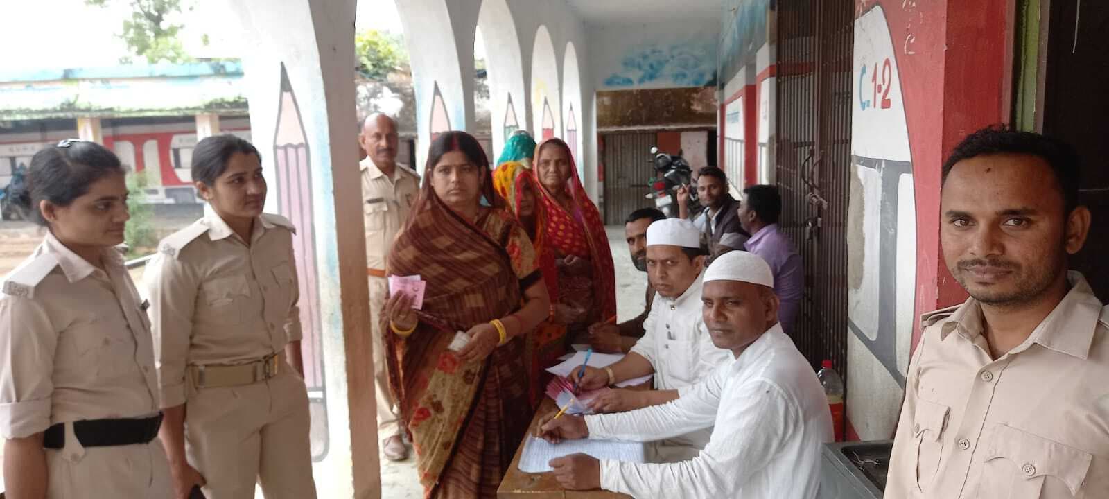 Madhubani News : बेतौना व कटैया में पैक्स चुनाव शांतिपूर्ण संपन्न