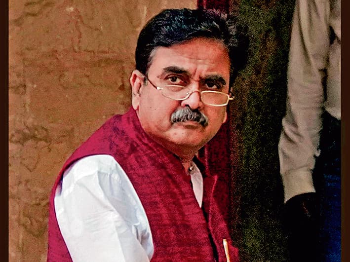 शिक्षकों पर हमले के बाद अभिजीत गांगुली ने शिक्षा मंत्री से मिलने का कार्यक्रम किया रद्द