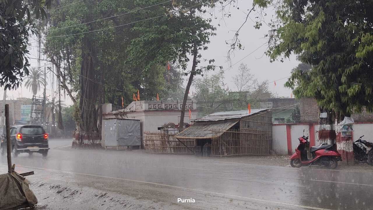 कहीं मध्यम तो कहीं झमाझम बारिश, आज ऑरेंज अलर्ट