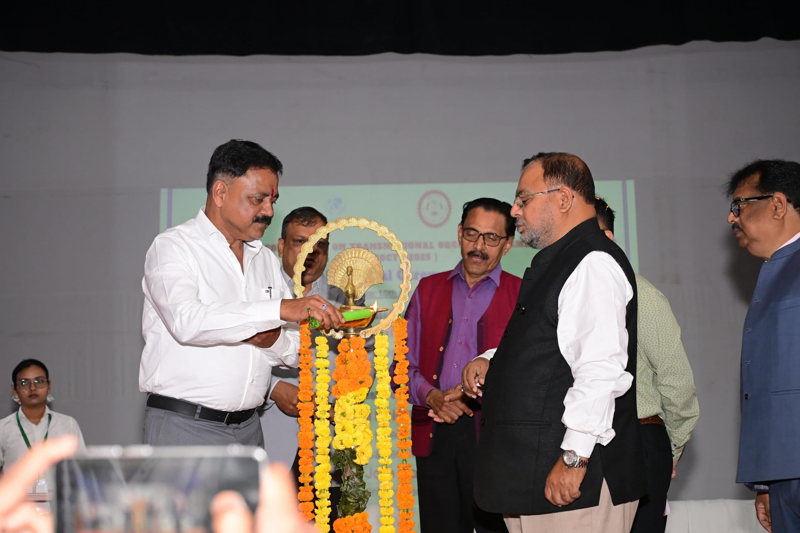 Education News : संगठित अपराध रोकने के लिए समाज को जागरूक करें : मंत्री