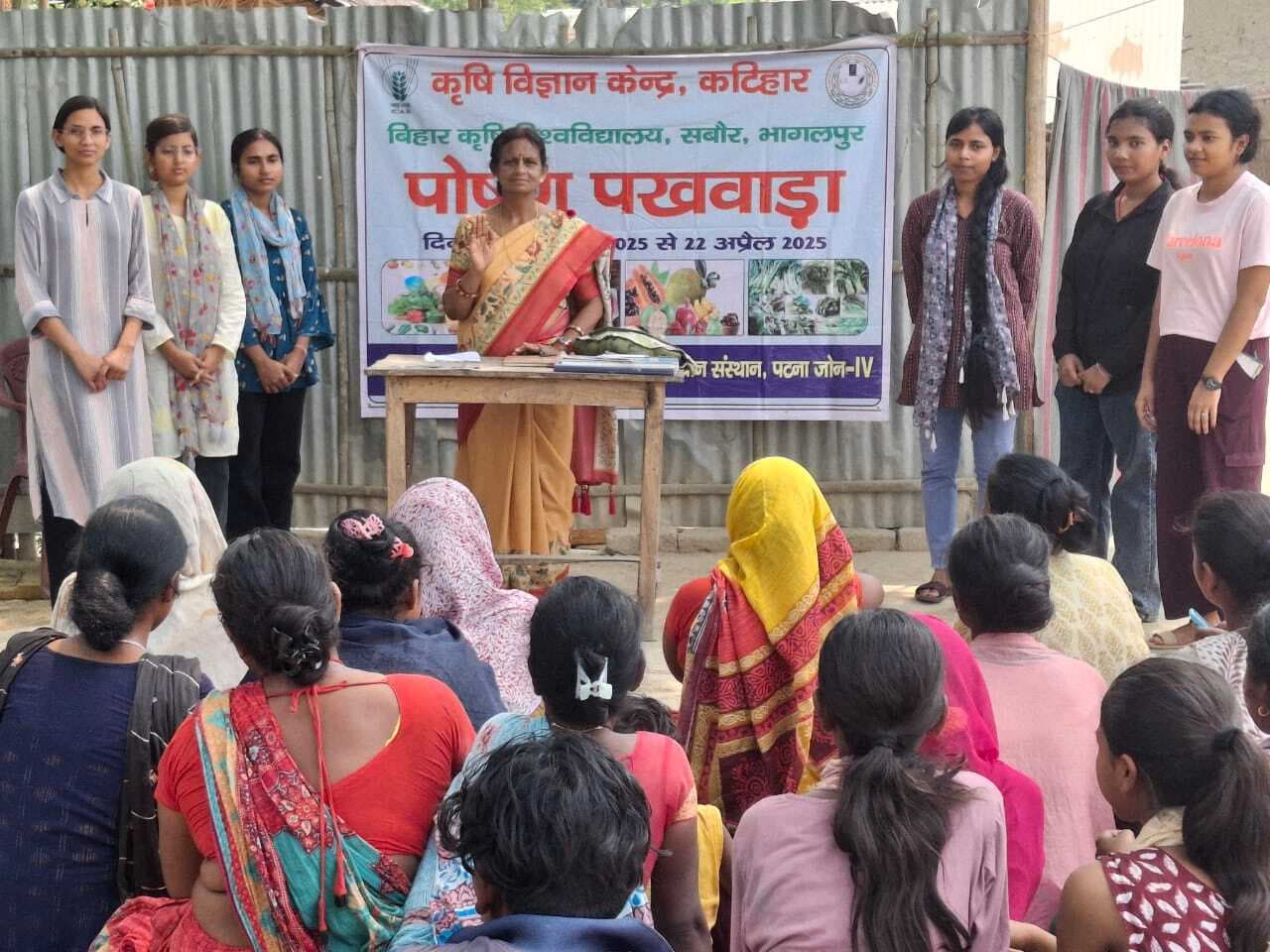 पोषण पखवाड़ा के तहत संतुलित भोजन को लेकर दी जानकारी