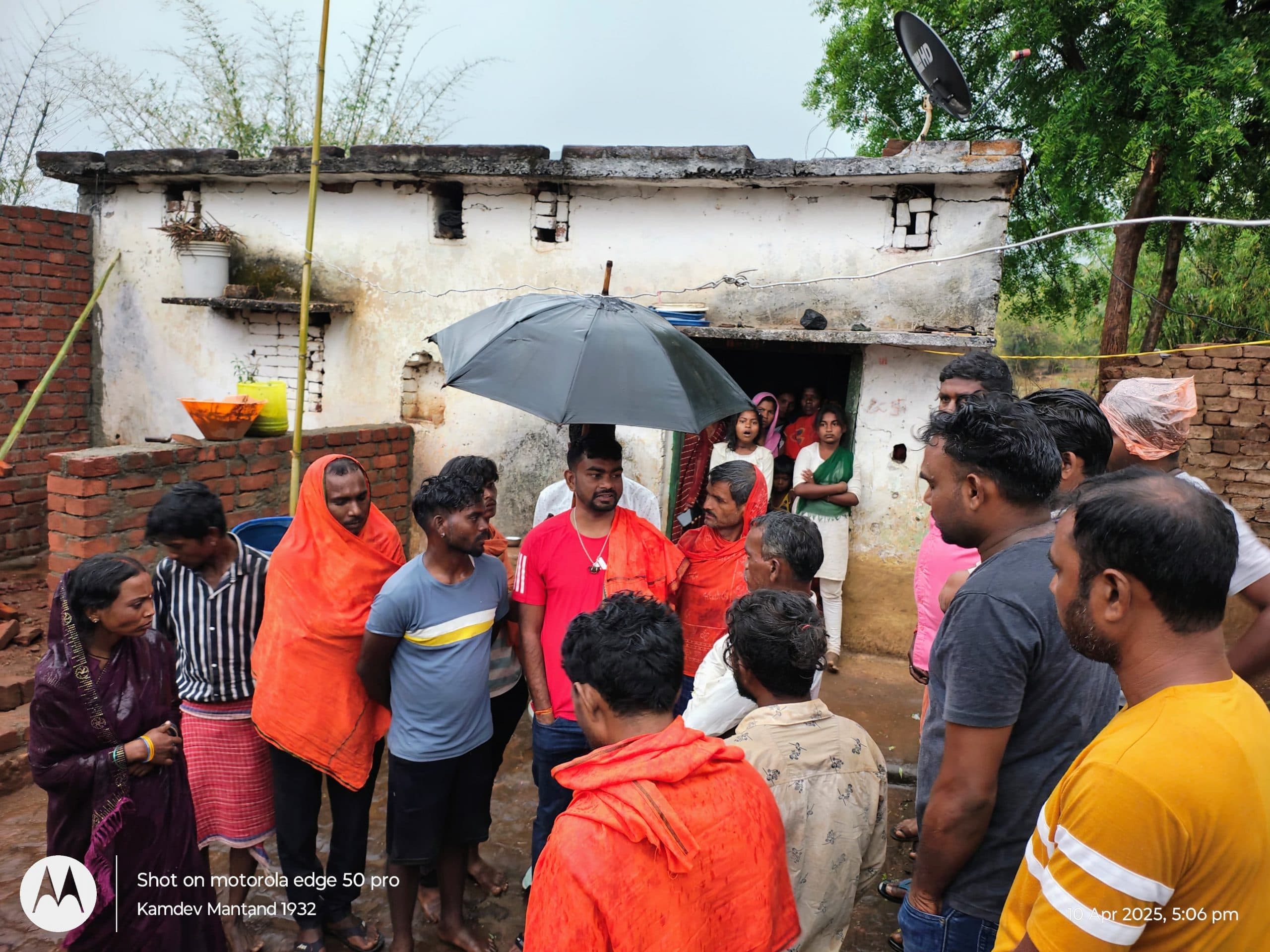 Dhanbad News : एक साथ उठी मां-बेटे की अर्थी, परिजनों की चीत्कार से रो पड़ी सुरही