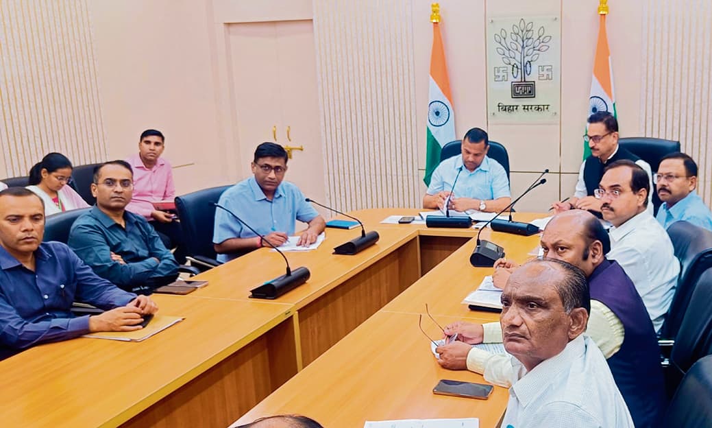 Saran News : एयर फोर्स शो : एमपी रूडी के प्रयास से वीर कुंवर सिंह जयंती पर पहली बार आयोजन