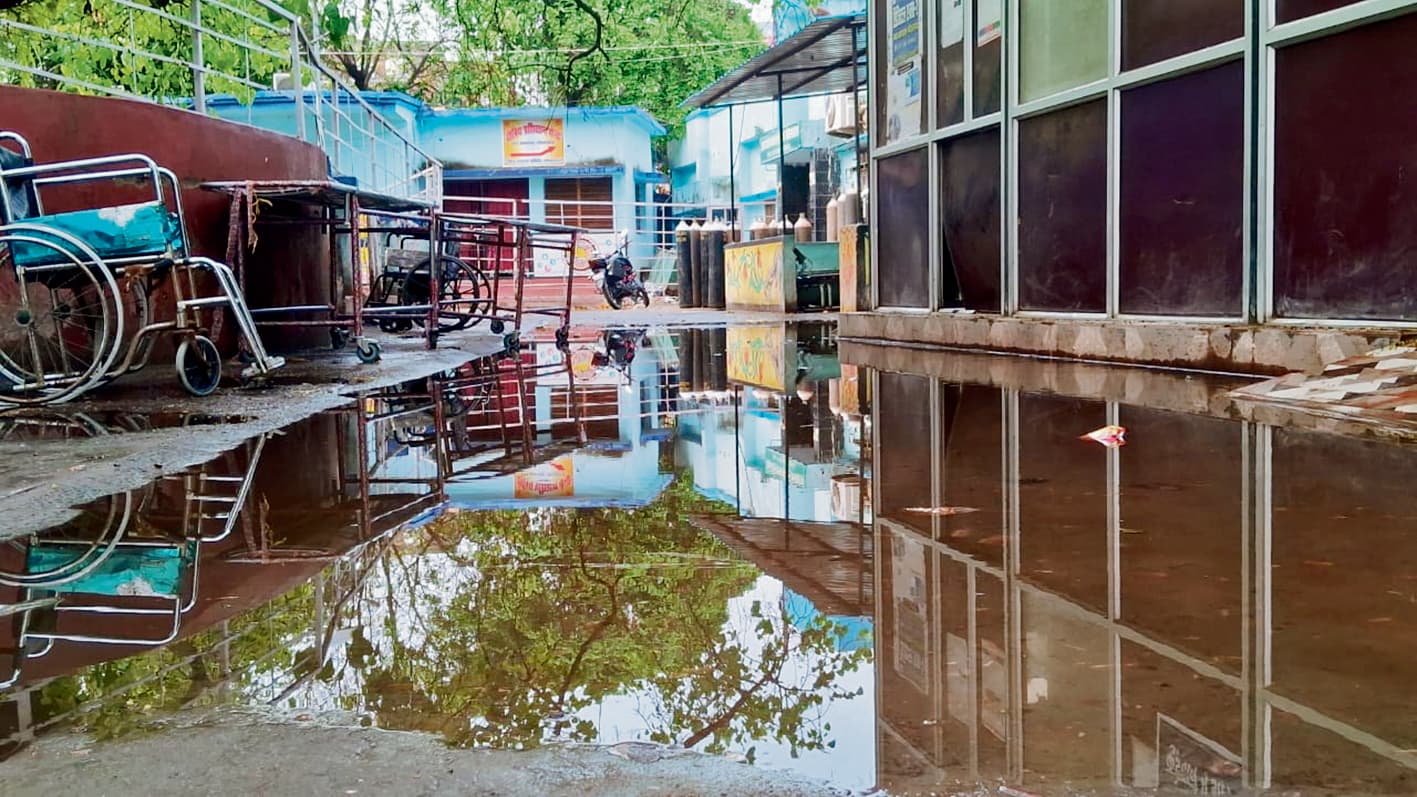 Gopalganj News  : नगर परिषद की नहीं टूटी नींद, 15 एमएम बारिश ने खोल दी सफाई व्यवस्था की पोल