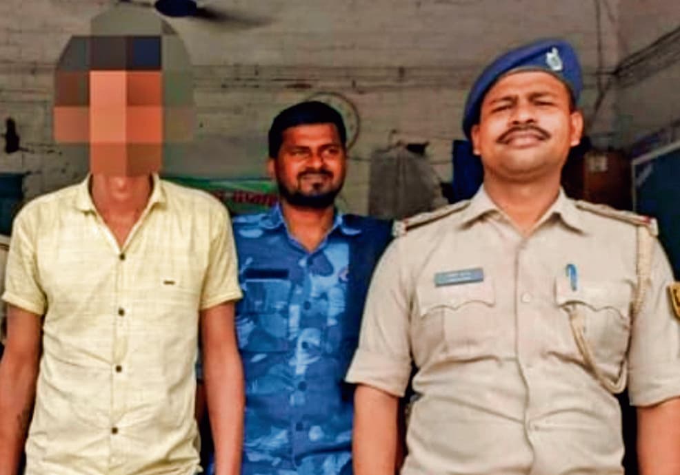 Saran News : डकैती और हत्या के वांछित टॉप 10 अपराधी होरिल राय उर्फ मुसा गिरफ्तार