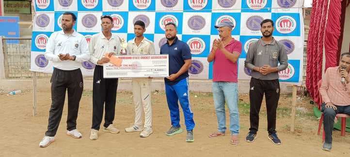 पलामू ने गुमला को 37 रनों के अंतर से हराया