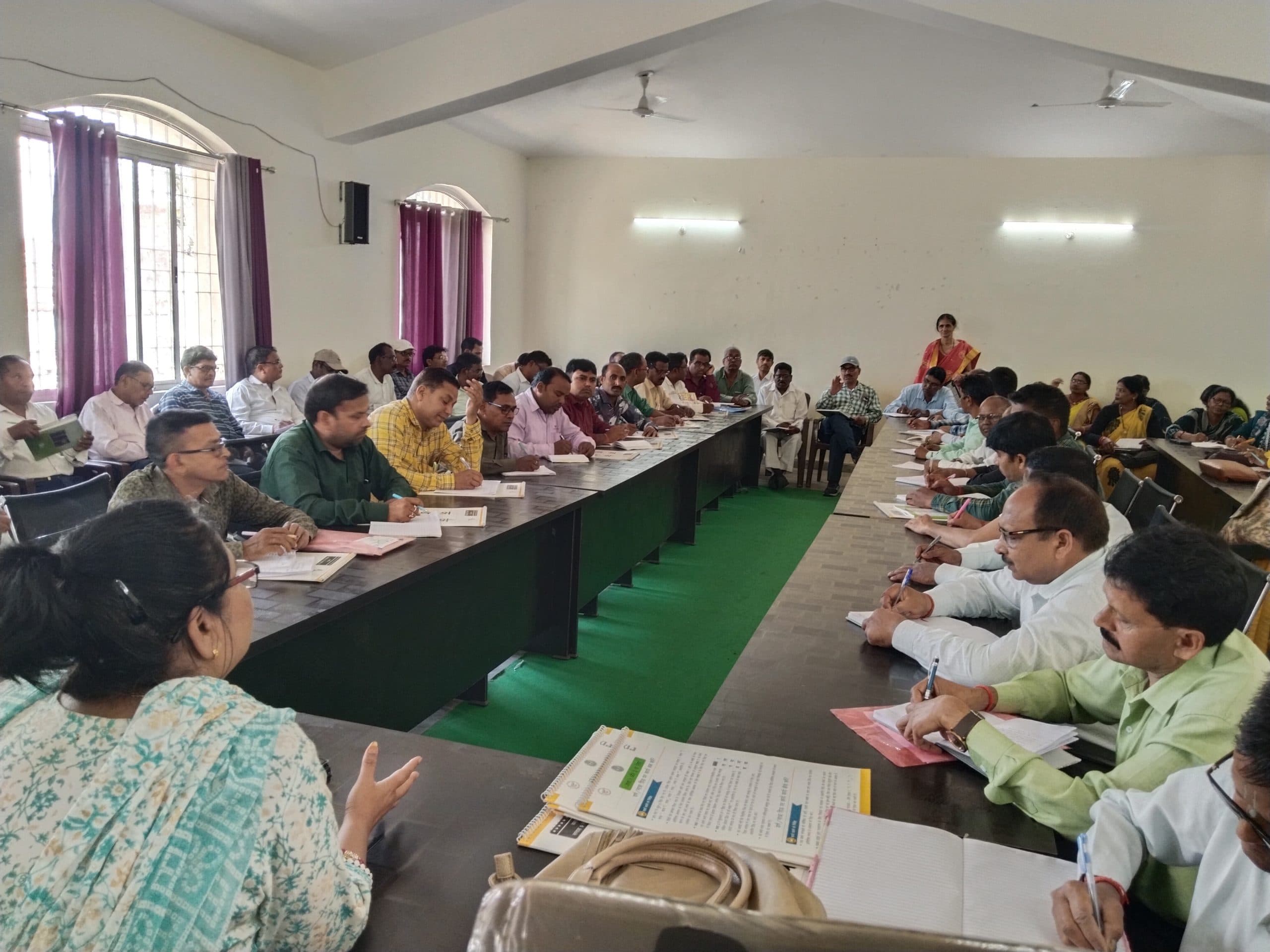 ई-विद्यावाहिनी ऐप में डाटा अपलोड करने का निर्देश