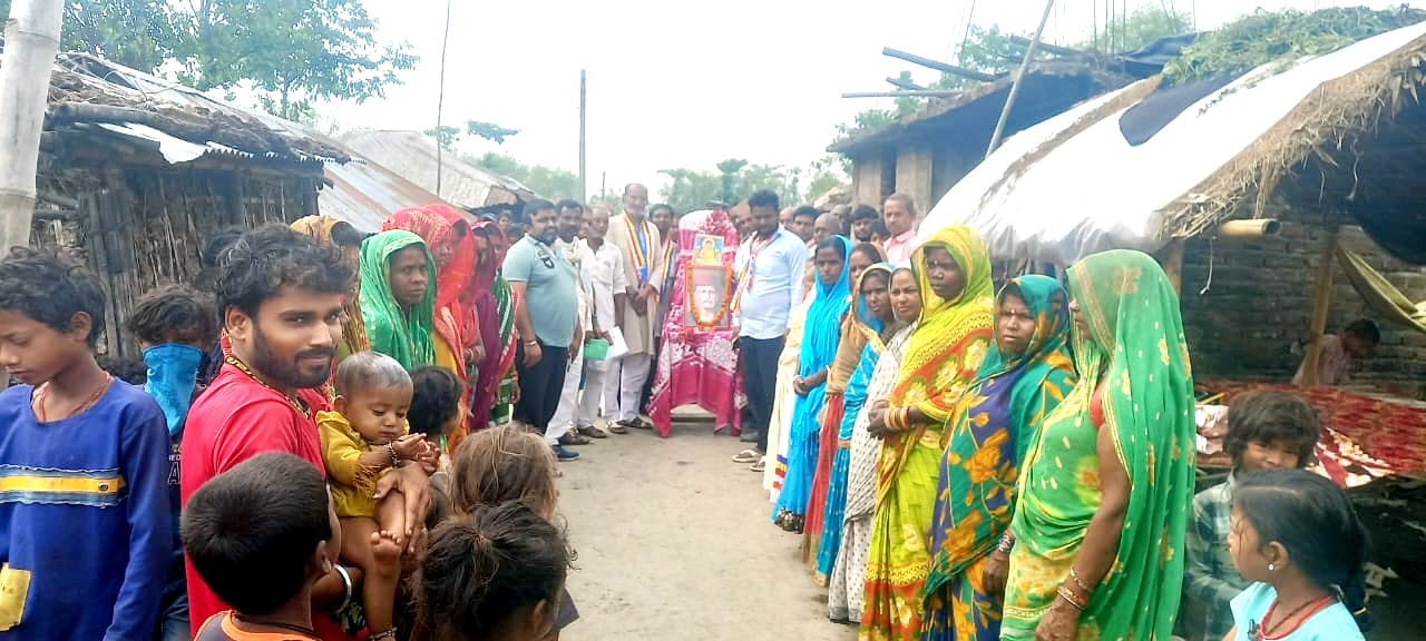 महात्मा ज्योतिबा फुले की मनायी जयंती