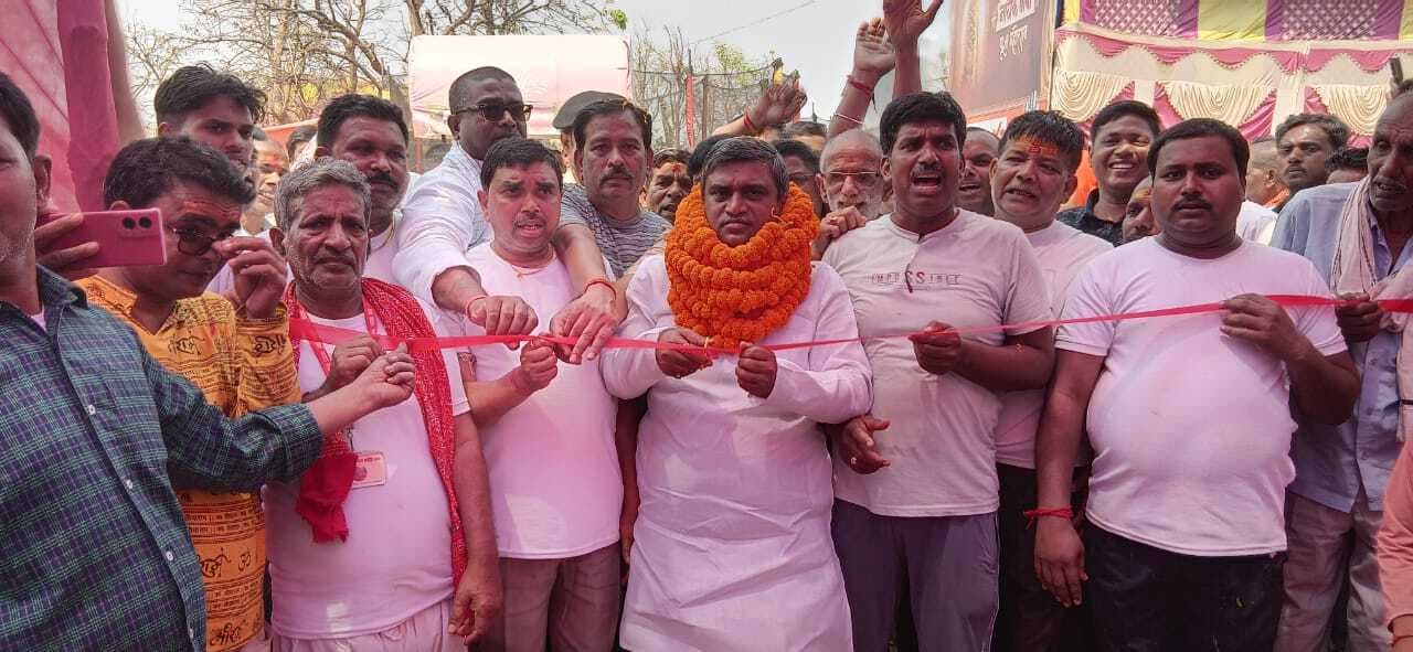 मोरवा विधायक ने गंजोबाड़ी बाबा नायक धाम में की पूजा-अर्चना