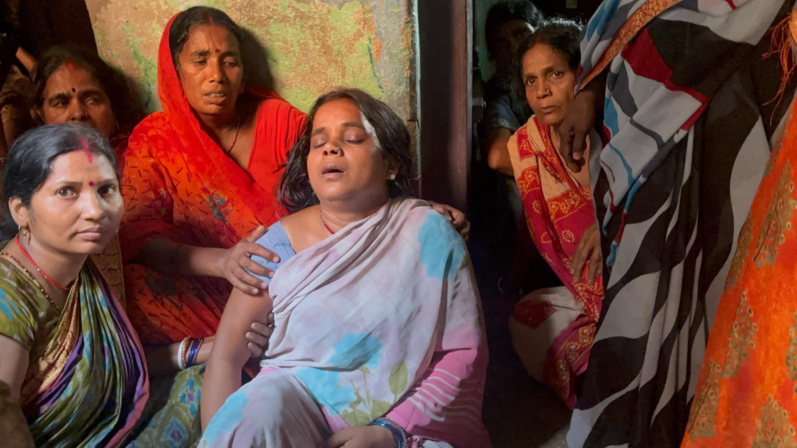 जब तक सूरज चांद रहेगा, दीपक तेरा नाम रहेगा