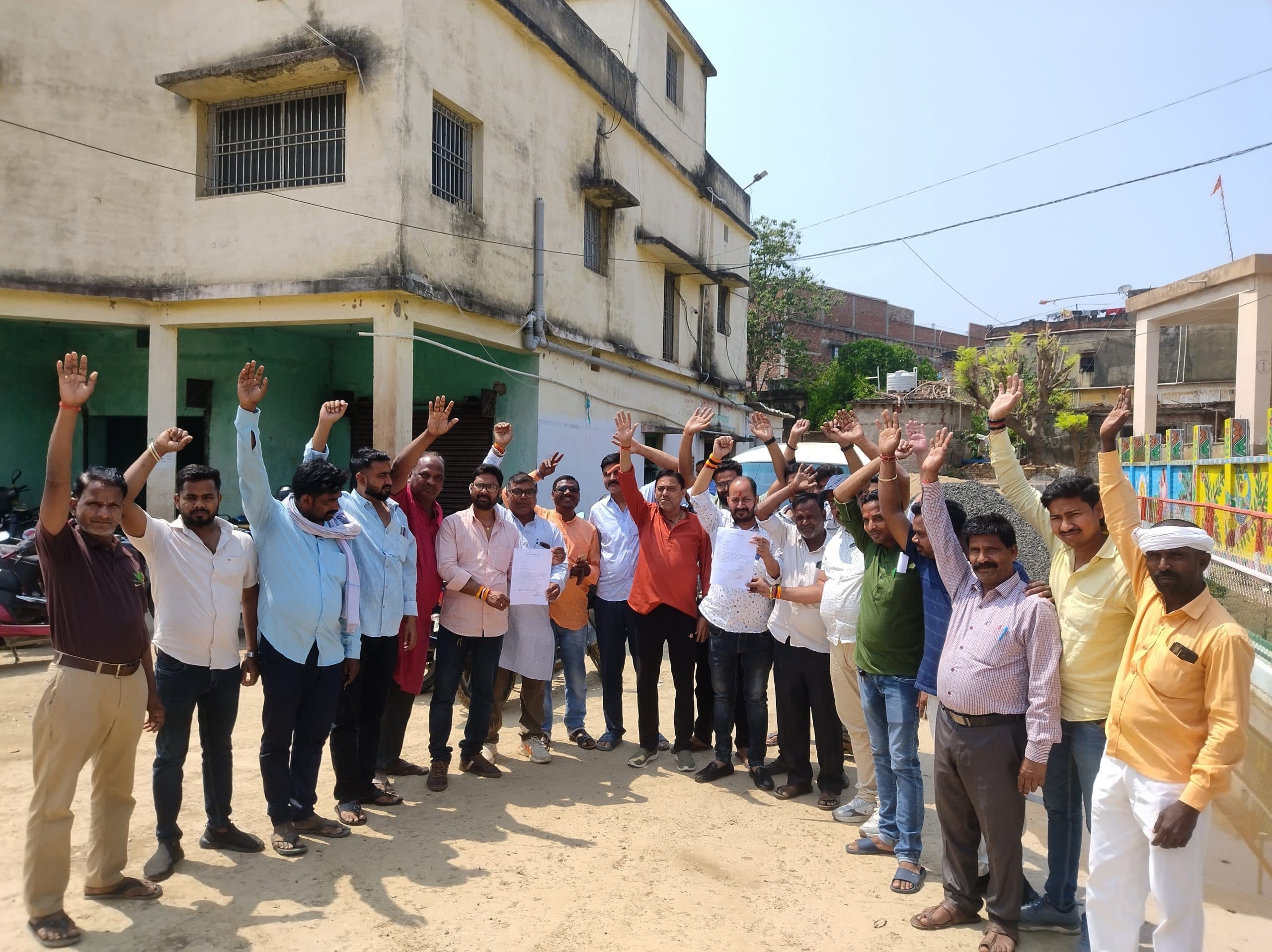 नगर क्षेत्र में बड़े वाहनों के प्रवेश पर रोक लगाने की गुहार