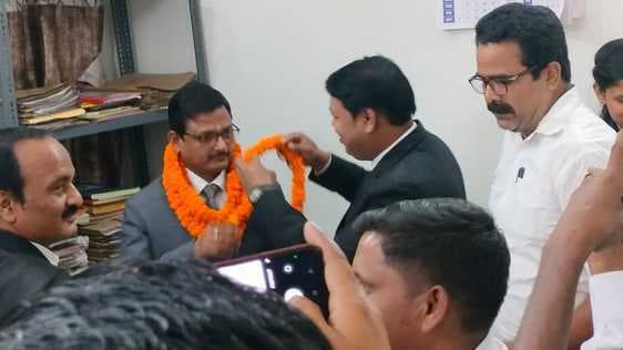 डीएलएसए के सचिव का स्थानांतरण, दी गयी विदाई