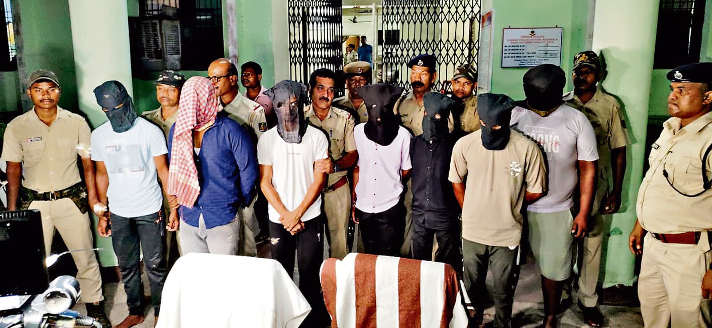 Rourkela News: मुकेश कर हत्याकांड में सात गिरफ्तार, तीन बाइक व फरसा बरामद