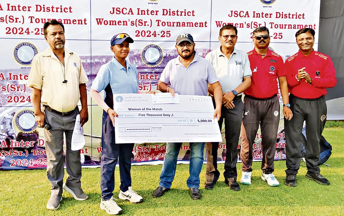 west singhbhum news: रामगढ़ की शानदार जीत, लोहरदगा को 99 रन से हराया