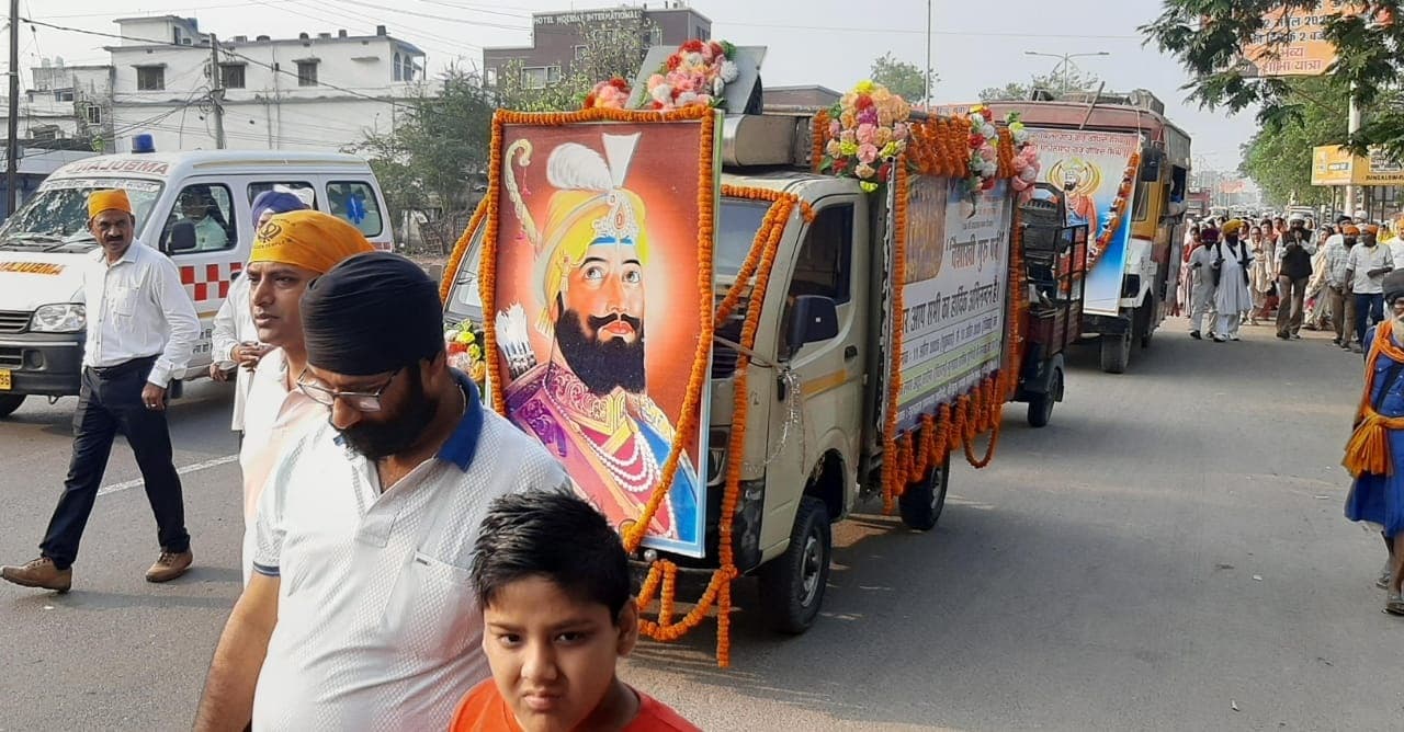 वैशाखी गुरुपर्व को ले निकली प्रभातफेरी, आज मनेगी वैशाखी