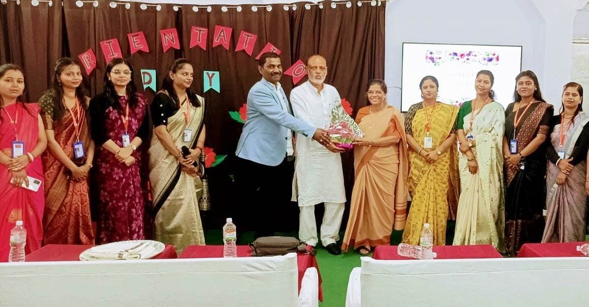 बच्चों को टेक्नोलॉजी के अत्यधिक उपयोग से बचाना एक बड़ी चुनौती